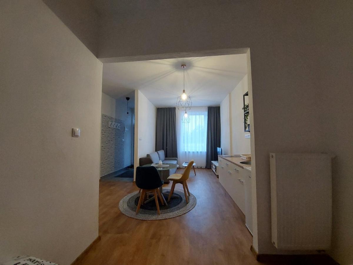 Naty Ii Apartment Haniska